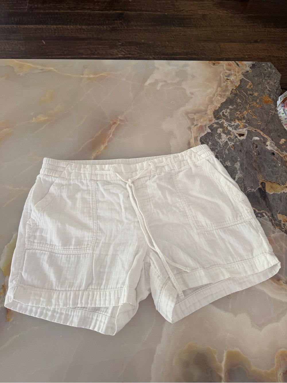 Old Navy White Elastic Waist Drawstring Linen-Blend Shorts